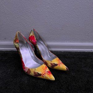Worthington Floral Heels